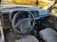 Usata Suzuki Jimny 82 CV (60 kW) 2002 Grigio SUV
