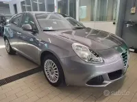 Usata Alfa Romeo Giulietta Progression 120 CV (88 kW) 2010 Grigio Utilitaria