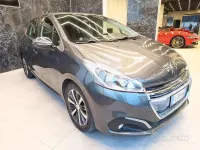 Usata Peugeot 208 Access 68 CV (50 kW) 2017 Grigio Utilitaria