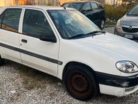 Usata Citroën Saxo 60 CV (44 kW) 2002 Bianco Utilitaria
