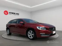 Usata Volvo V60 Kinetic 116 CV (85 kW) 2015 Rosso Station wagon