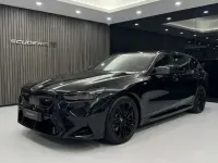 Usata BMW M5 585 CV (430 kW) 2025 Black sapphire Station wagon
