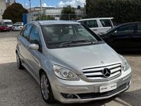Usata Mercedes B180 140 CV (102 kW) 2005 Nero Monovolume