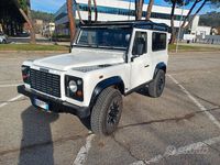 Usata Land Rover Defender 122 CV (89 kW) 2002 SUV