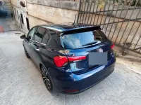 Usata Fiat Tipo Lounge 120 CV (88 kW) 2018 Blu Berlina