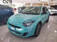 Usata Fiat 600 La Prima 145 CV (106 kW) 2025 Verde SUV
