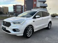 Usata Ford Kuga Vignale 150 CV (110 kW) 2019 Bianco SUV