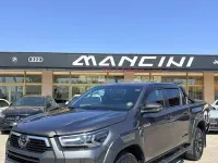Usata Toyota HiLux 204 CV (150 kW) 2023 Grigio Pick-up