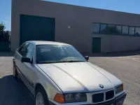 Usata BMW 318 113 CV (83 kW) 1991 Grigio Berlina