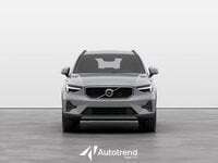 Nuova Volvo XC40 163 CV (119 kW) 2025 Argento SUV