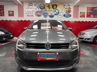 Usata VW Polo Highline 90 CV (66 kW) 2014 Grigio Utilitaria