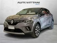 Usata Renault Captur Techno 91 CV (66 kW) 2024 Grigio scuro SUV
