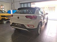Usata VW T-Roc Style 110 CV (80 kW) 2024 Grigio SUV