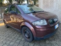 Usata Audi A2 Comfort 75 CV (55 kW) 2002 Marrone Utilitaria