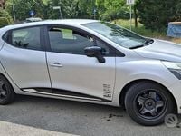 Usata Renault Clio IV 75 CV (55 kW) 2015 Argento Utilitaria