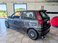 Usata Fiat Punto 133 CV (97 kW) 1995 Gray Berlina
