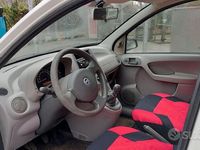 Usata Fiat Panda 54 CV (39 kW) 2005 Bianco Utilitaria