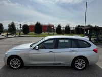 Usata BMW 318 Advantage 150 CV (110 kW) 2017 Grigio Station wagon