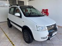 Usata Fiat Panda 4x4 Climbing 60 CV (44 kW) 2004 Bianco Utilitaria