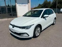 Usata VW Golf VIII Life 110 CV (80 kW) 2021 Bianco Utilitaria