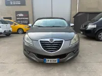Usata Lancia Delta 120 CV (88 kW) 2012 Grigio Utilitaria