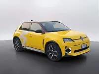 Occasion Renault R5 Iconic 110 kW (150 PK) 2024 Geel Hatchback
