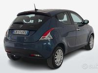 Usata Lancia Ypsilon Gold 70 CV (51 kW) 2023 Blu/azzurro Utilitaria