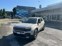 Usata Jeep Avenger Summit 110 CV (80 kW) 2025 Beige SUV