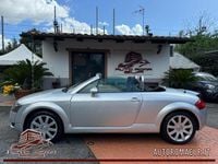 Usata Audi TT Roadster 179 CV (131 kW) 2000 Argento Cabrio