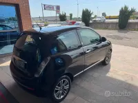 Usata Lancia Ypsilon 77 CV (56 kW) 2010 Nero Utilitaria