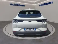Usata Ford Mustang Mach-E Standard Range 197 kW (269 CV) 2023 Bianco frozen SUV