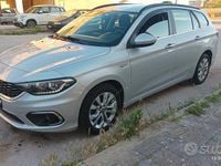 Usata Fiat Tipo 120 CV (88 kW) 2017 Grigio Station wagon