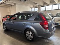 Usata Kia Ceed 109 CV (80 kW) 2009 Blu Utilitaria