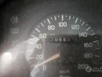 Usata Renault Clio 58 CV (42 kW) 1992 Verde Utilitaria