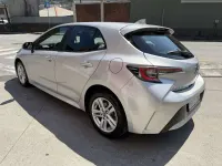 Usata Toyota Corolla Style 98 CV (72 kW) 2019 Argento Berlina