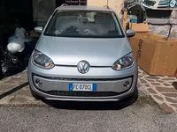 Begagnad VW up! 75 HK (55 kW) 2016 Grå Halvkombi