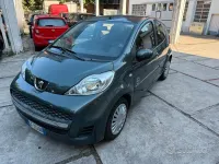 Usata Peugeot 107 68 CV (50 kW) 2010 Grigio Utilitaria