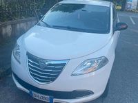 Usata Lancia Ypsilon 2012 Bianco Utilitaria