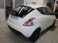 Usata Lancia Ypsilon 69 CV (50 kW) 2015 Bianco Utilitaria