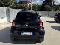 Usata Smart ForFour 71 CV (52 kW) 2015 Nero Utilitaria