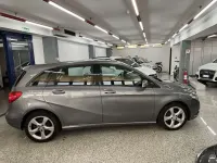 Usata Mercedes B180 Executive 122 CV (89 kW) 2012 Grigio Utilitaria
