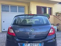 Usata Opel Corsa 80 CV (58 kW) 2009 Nero Utilitaria