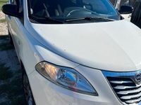 Usata Lancia Ypsilon Gold 80 CV (58 kW) 2014 Bianco Utilitaria