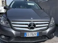 Usata Mercedes B180 Executive 109 CV (80 kW) 2013 Bronzo Utilitaria