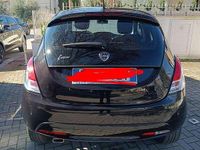 Usata Lancia Ypsilon Gold 69 CV (50 kW) 2018 Nero Utilitaria