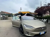 Usata Tesla Model X 158 kW (215 CV) 2018 Oro SUV