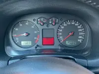 Usata VW Golf IV 105 CV (77 kW) 2002 Bluazzurro Berlina