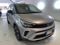 Usata Opel Crossland Ultimate 120 CV (88 kW) 2021 Grigio aluminio SUV