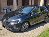 Begagnad Renault Clio V Intens 101 HK (74 kW) 2021 Sedan