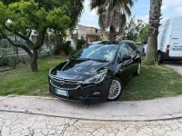 Usata Opel Astra Innovation 160 CV (117 kW) 2017 Nero Station wagon